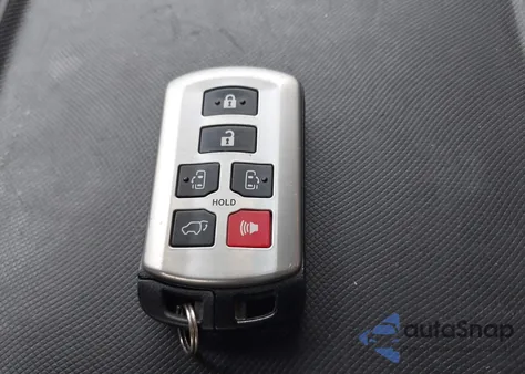 2017 Toyota Sienna Xle 8 Passenger из США, поврежденный, VIN 5TDYZ3DCXHS894645